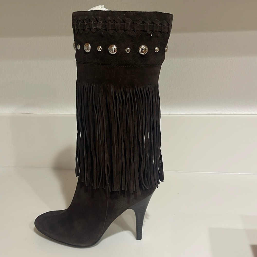 BRAND NEW Guess Boots Size 8M